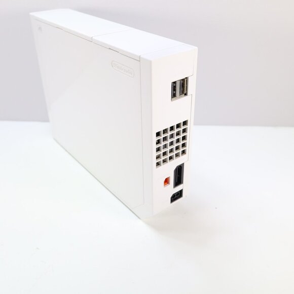 Nintendo Wii Replacement Console Only Gamecube Compatible RVL-001 - TESTED WORKS - Picture 3 of 7